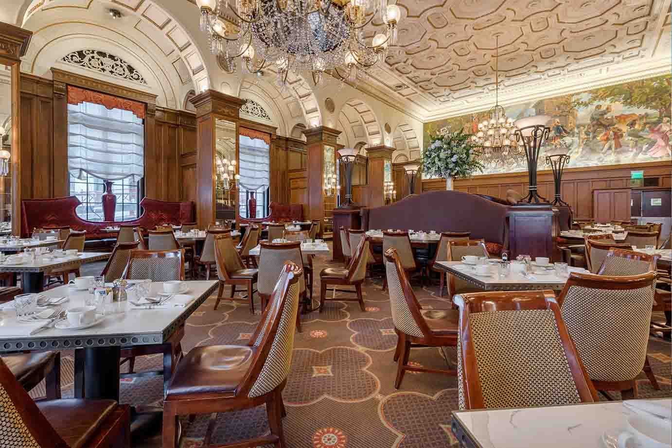 Elegantly Decorated Restaurant at Omni William Penn Hotel