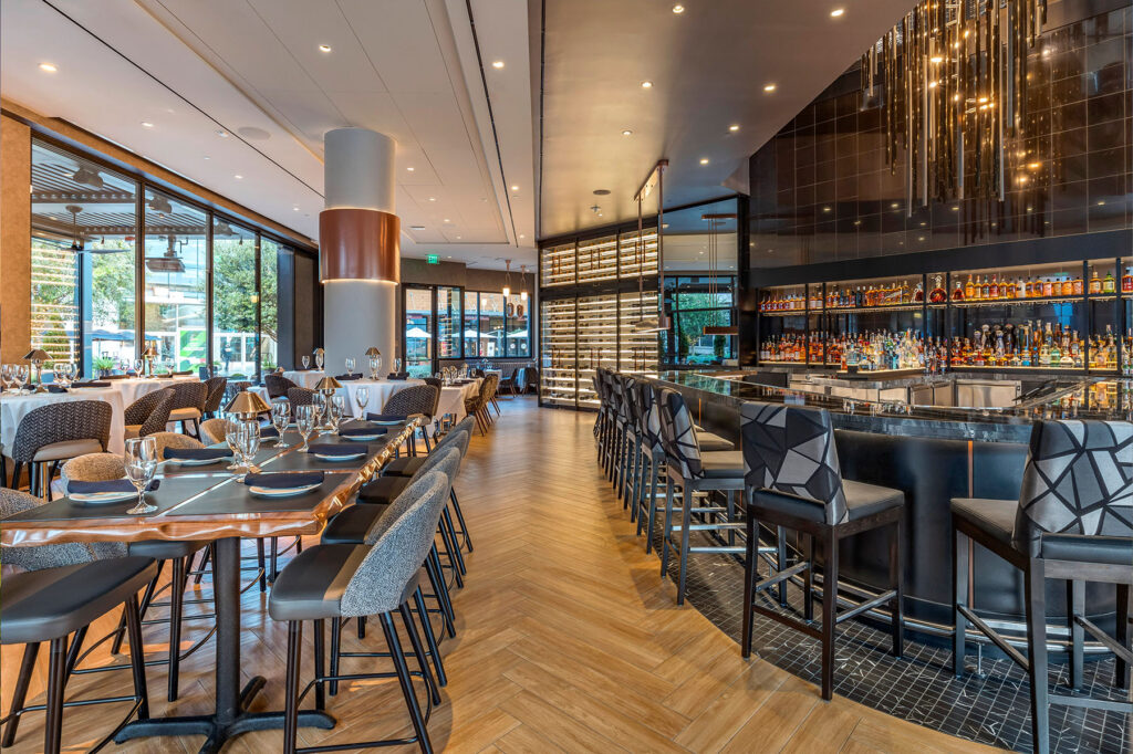 mastros interior