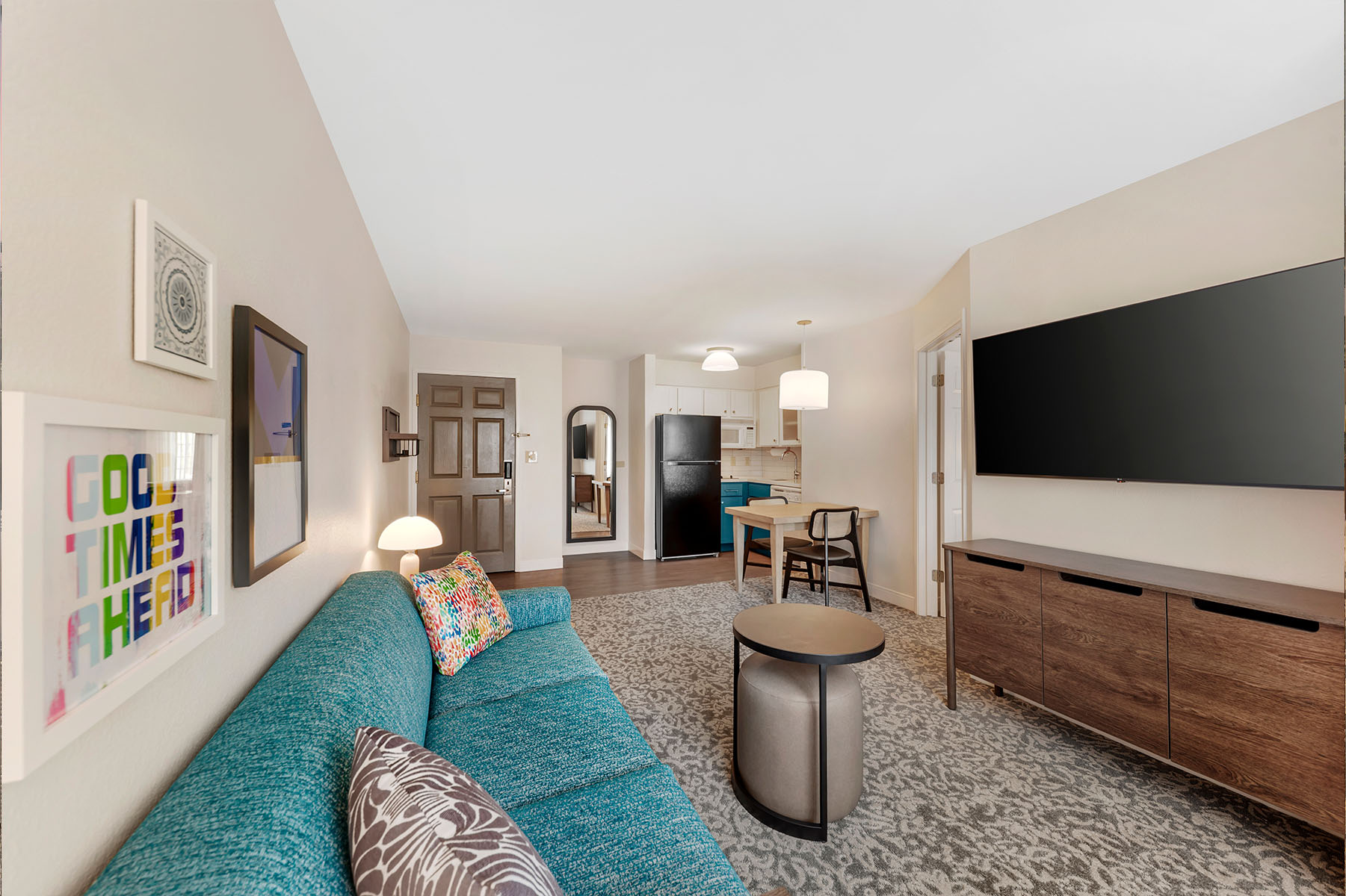 Sonesta Guest Room Living Room Cs3photography