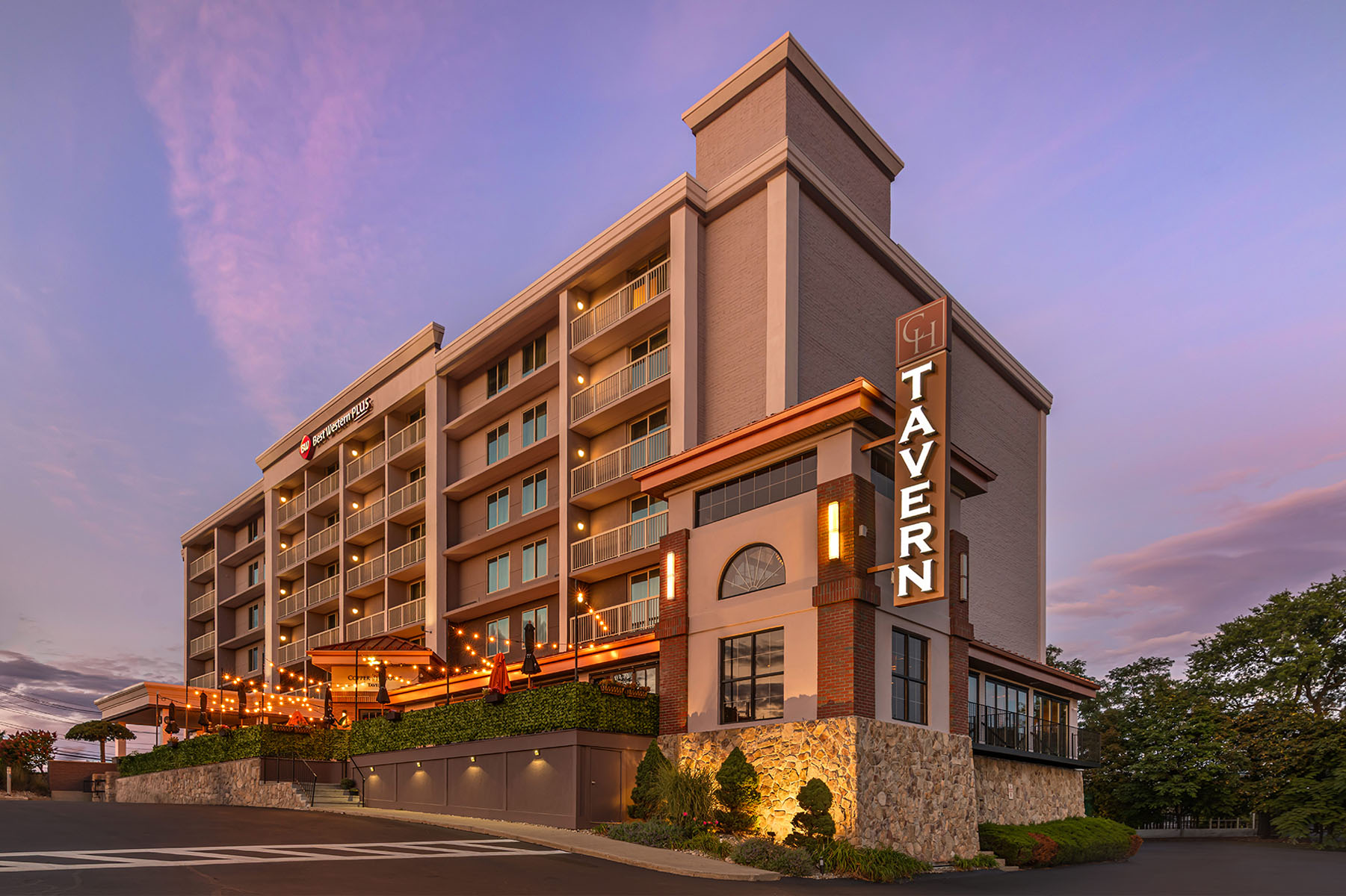 Best Western Waltham Exterior Twilight Cs3photograph Cs3design