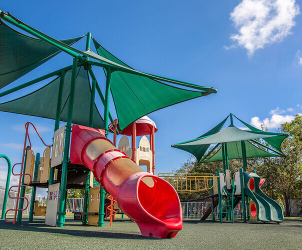 School Exteriors, Arrival Areas And Outdoor Spaces